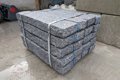 Medium Grey Granite Kerbs