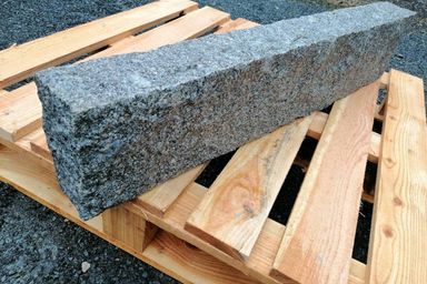 Medium Grey Granite Kerbs Unit